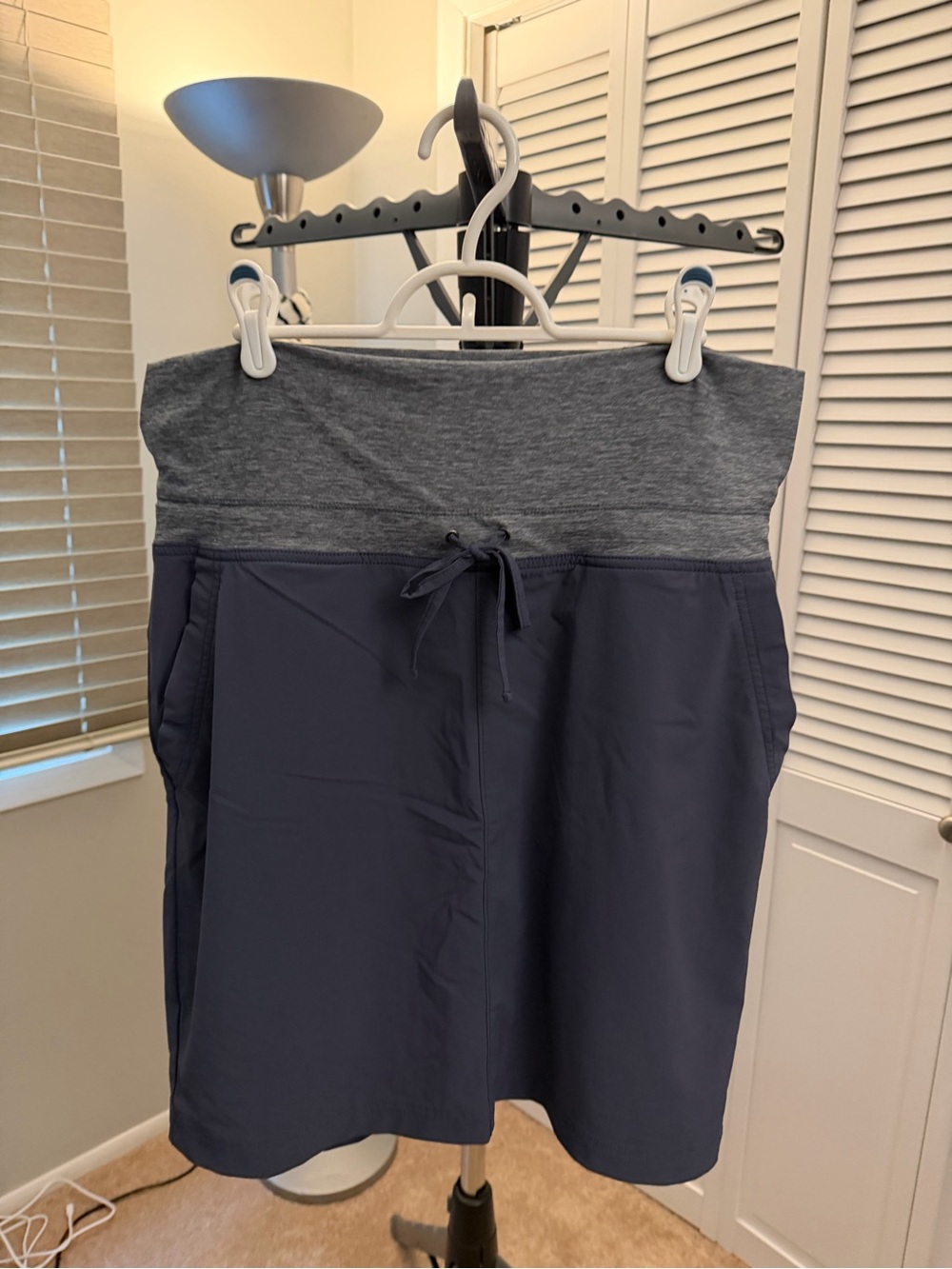 Duluth Trading Co Navy & Heather Gray Skort with Heather Gray Foldover Waist